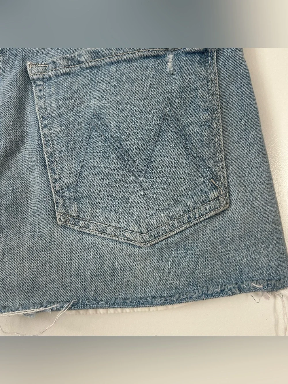 MOTHER The Teeny Tiny Mini Skirt in Sippin' Sweet Tea Size 24